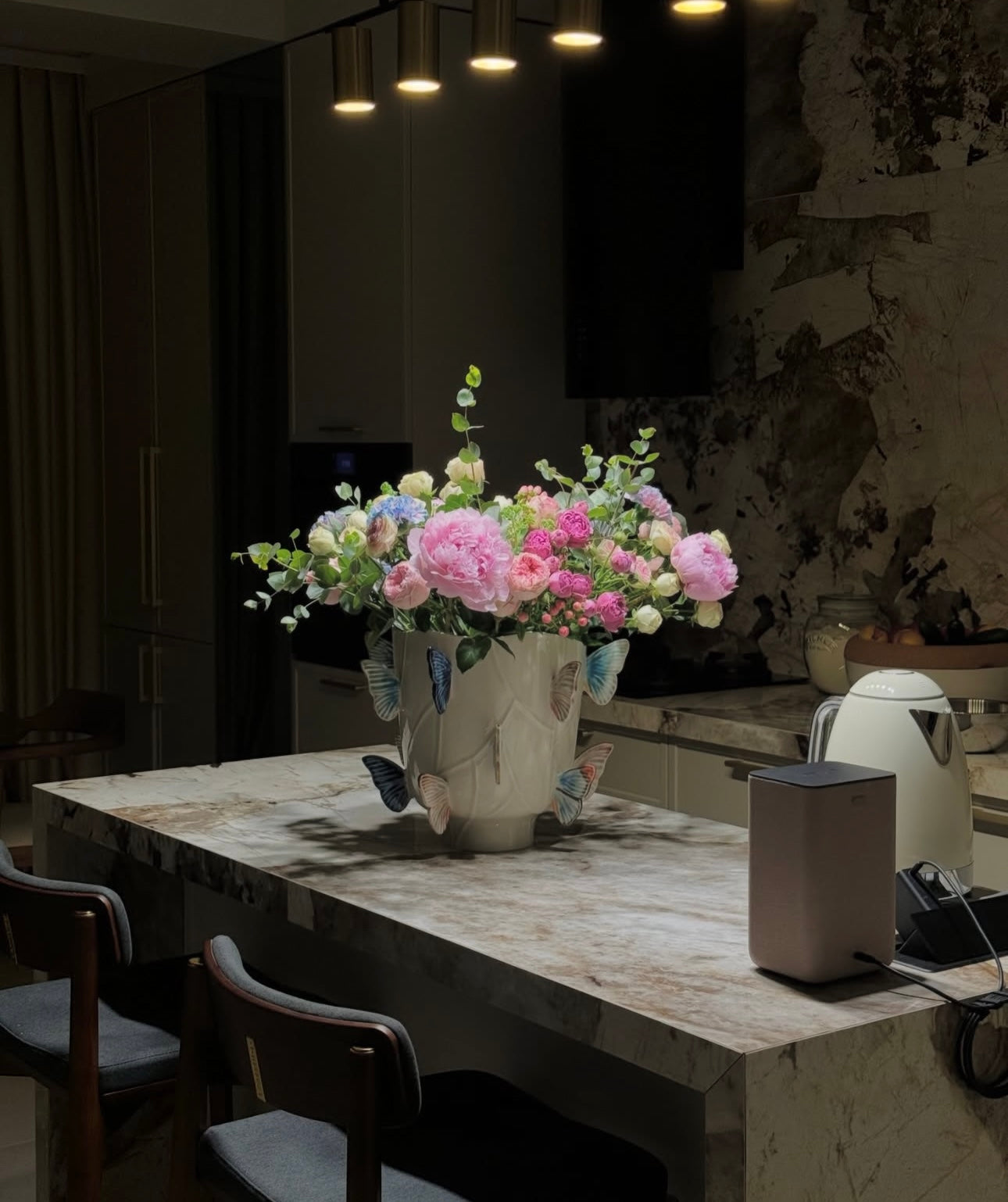 Cloudy Butterflies Vase