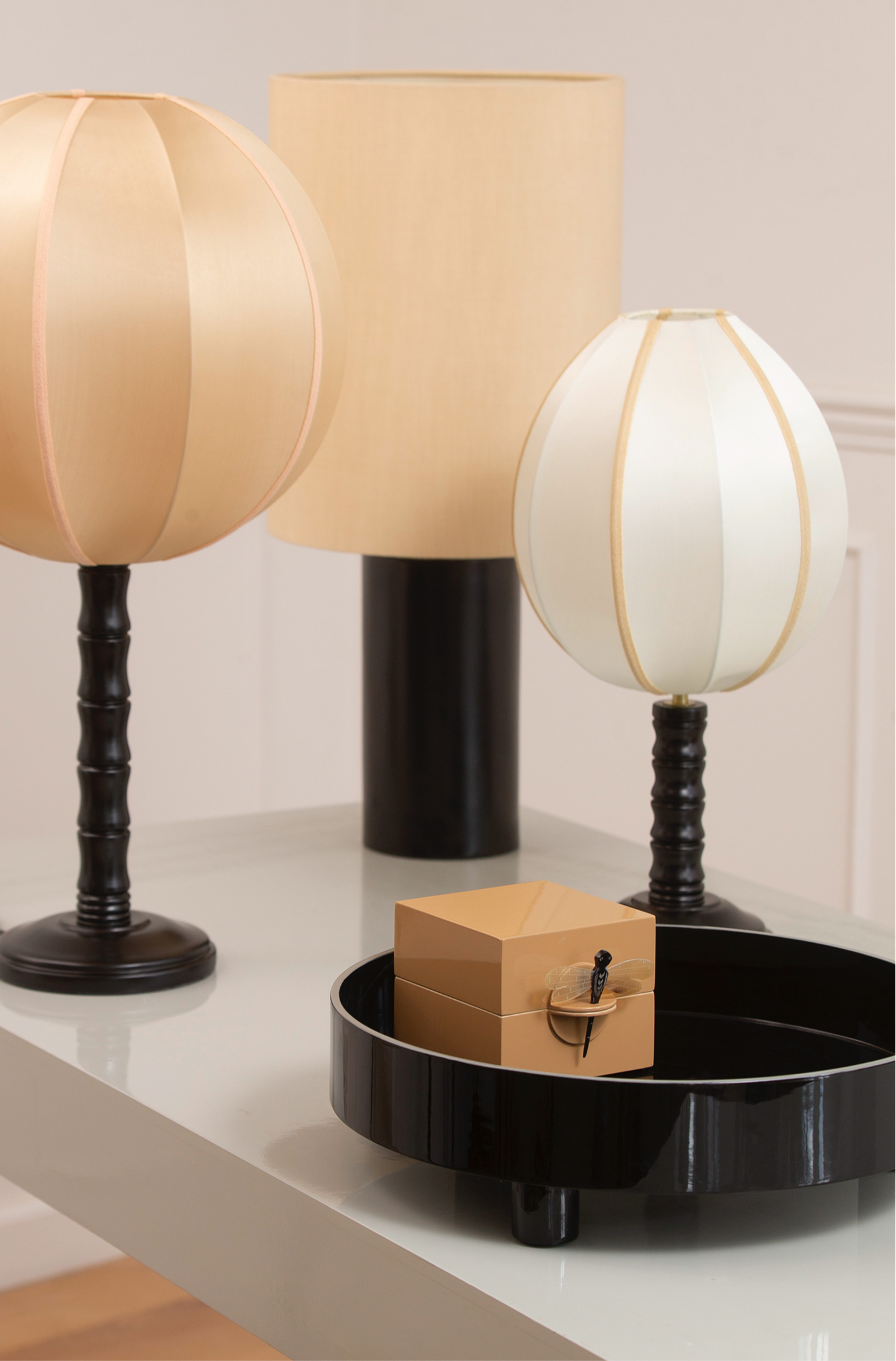 Small Dragonfly Box Latte