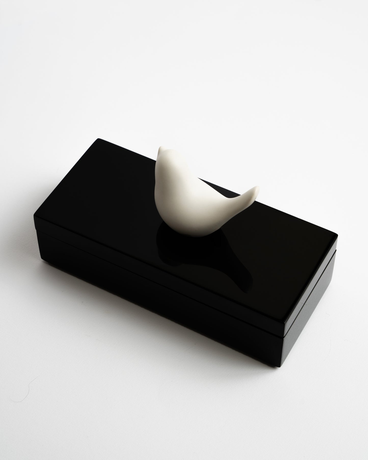 White Bird Handle Box