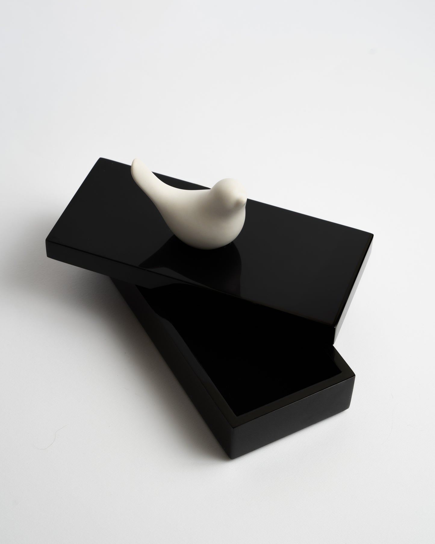 White Bird Handle Box
